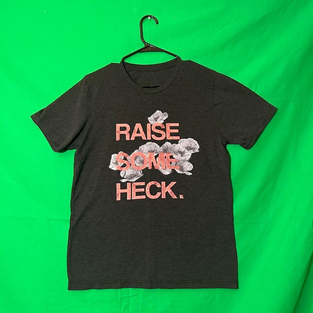 Graphic T Shirt Size S